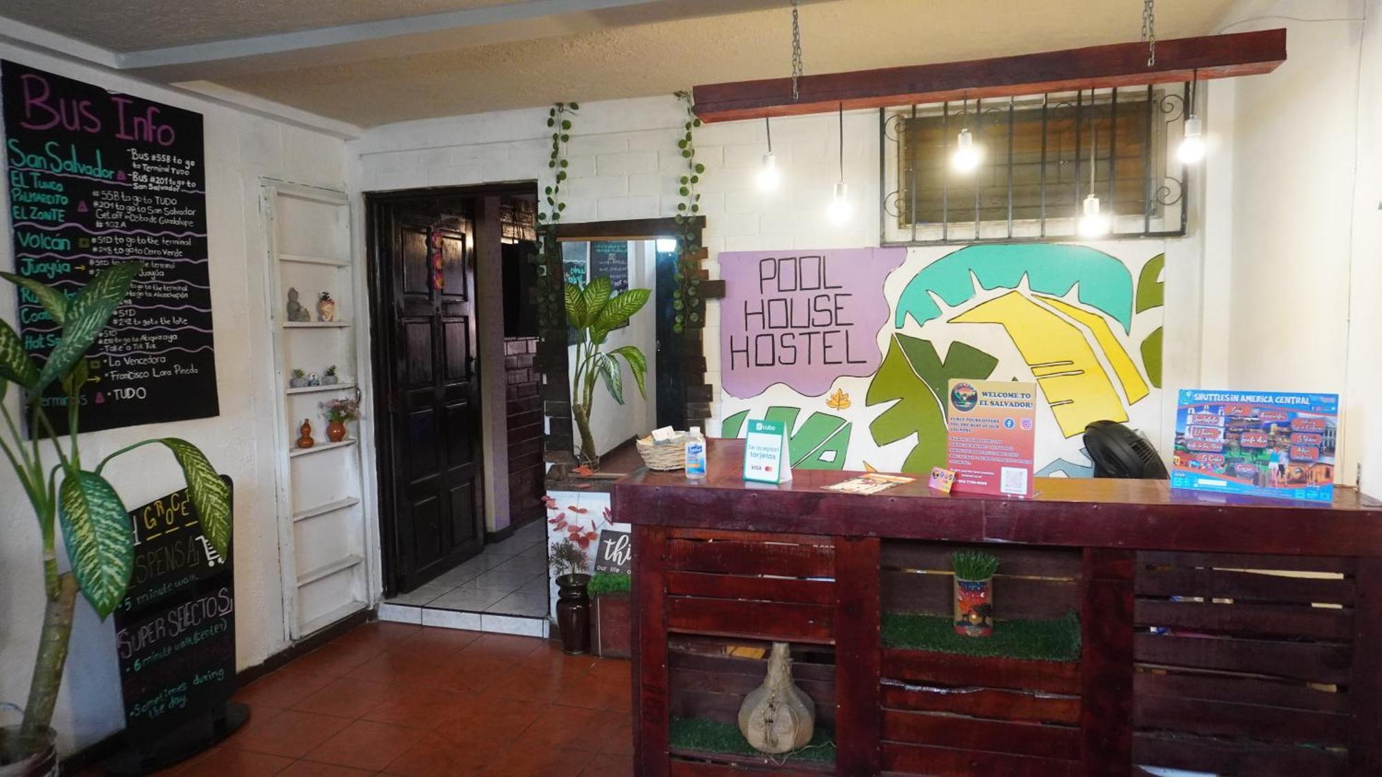 Pool House Hostel سانتا آنا المظهر الخارجي الصورة